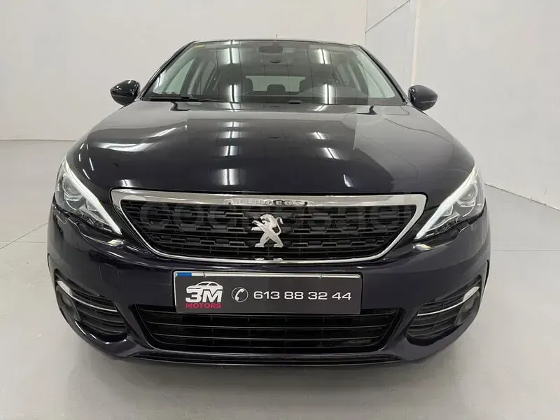 Usado Peugeot 308 Style 130 CV (95 kW) 2018 Azul Berlina
