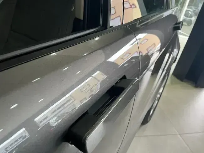 Usado Land Rover Range Rover evoque SE Dynamic 150 CV (110 kW) 2019 Gris SUV