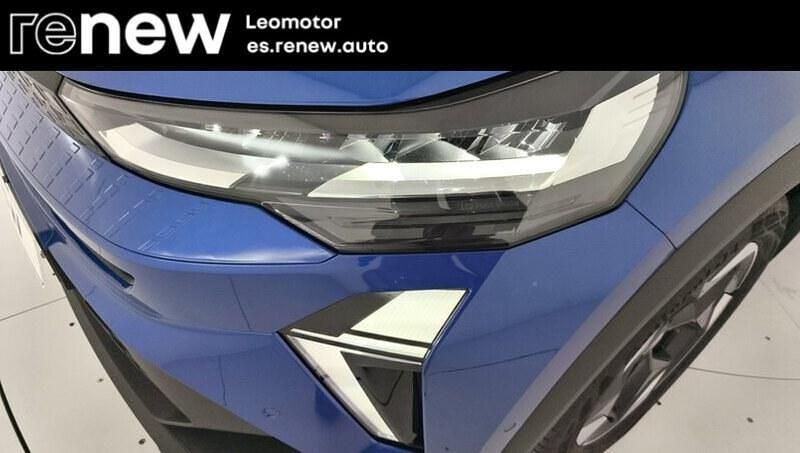 Usado Renault Captur Techno 100 CV (73 kW) 2025 Azul SUV
