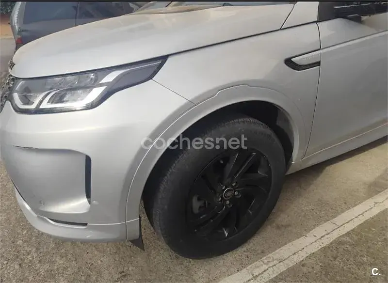 Usado Land Rover Discovery Sport R-Dynamic 163 CV (119 kW) 2022 Gris / plata SUV
