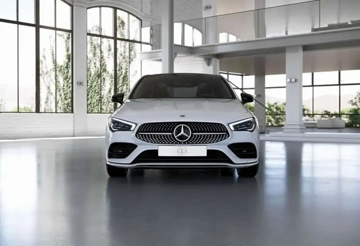 Usado Mercedes CLA250e 219 CV (161 kW) 2022 Blanco Coupe