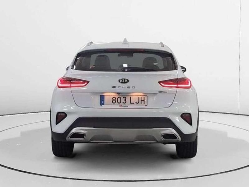 Usado Kia XCeed 141 HP (103 kW) 2020 Branco SUV