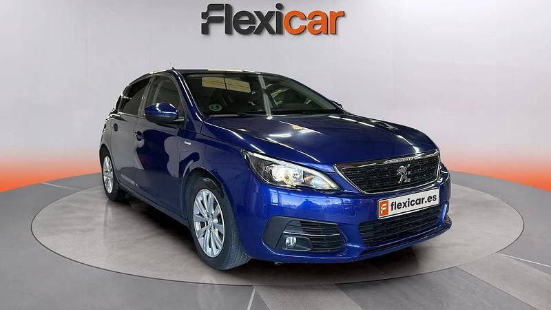 Usado Peugeot 308 Access 131 CV (96 kW) 2020 Amarillo Utilitario