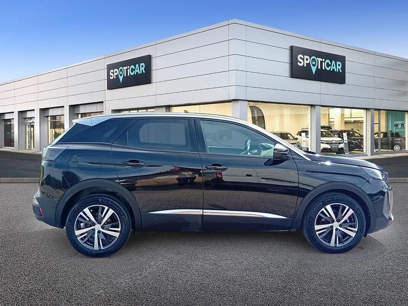 Usado Peugeot 3008 Allure 131 CV (96 kW) 2024 Negro SUV
