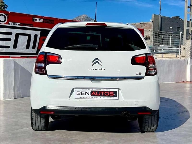 Usado Citroën C3 PureTech 82 CV (60 kW) 2015 Blanco Utilitario
