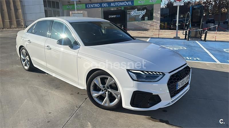 Blanco Usado 2021 Audi A4 S-Line Berlina | 28.300 € (Precio justo) - Imagen 1/4