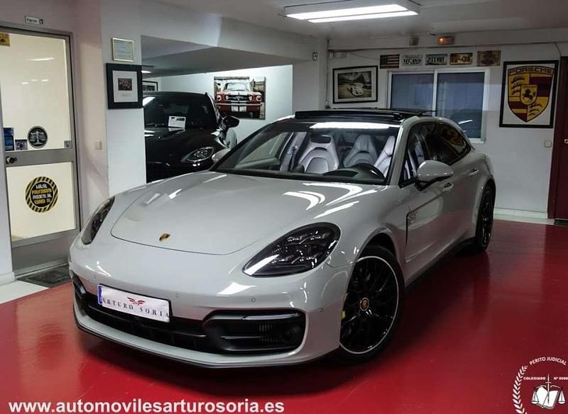 Usado Porsche Panamera 4S E-Hybrid Sport Turismo Sport Turismo 560 CV (411 kW) 2021 Gris Familiar