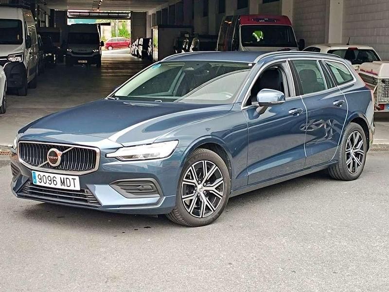 Azul Usado 2023 Volvo V60 Core Familiar | 26.900 € (Precio justo) - Imagen 1/4
