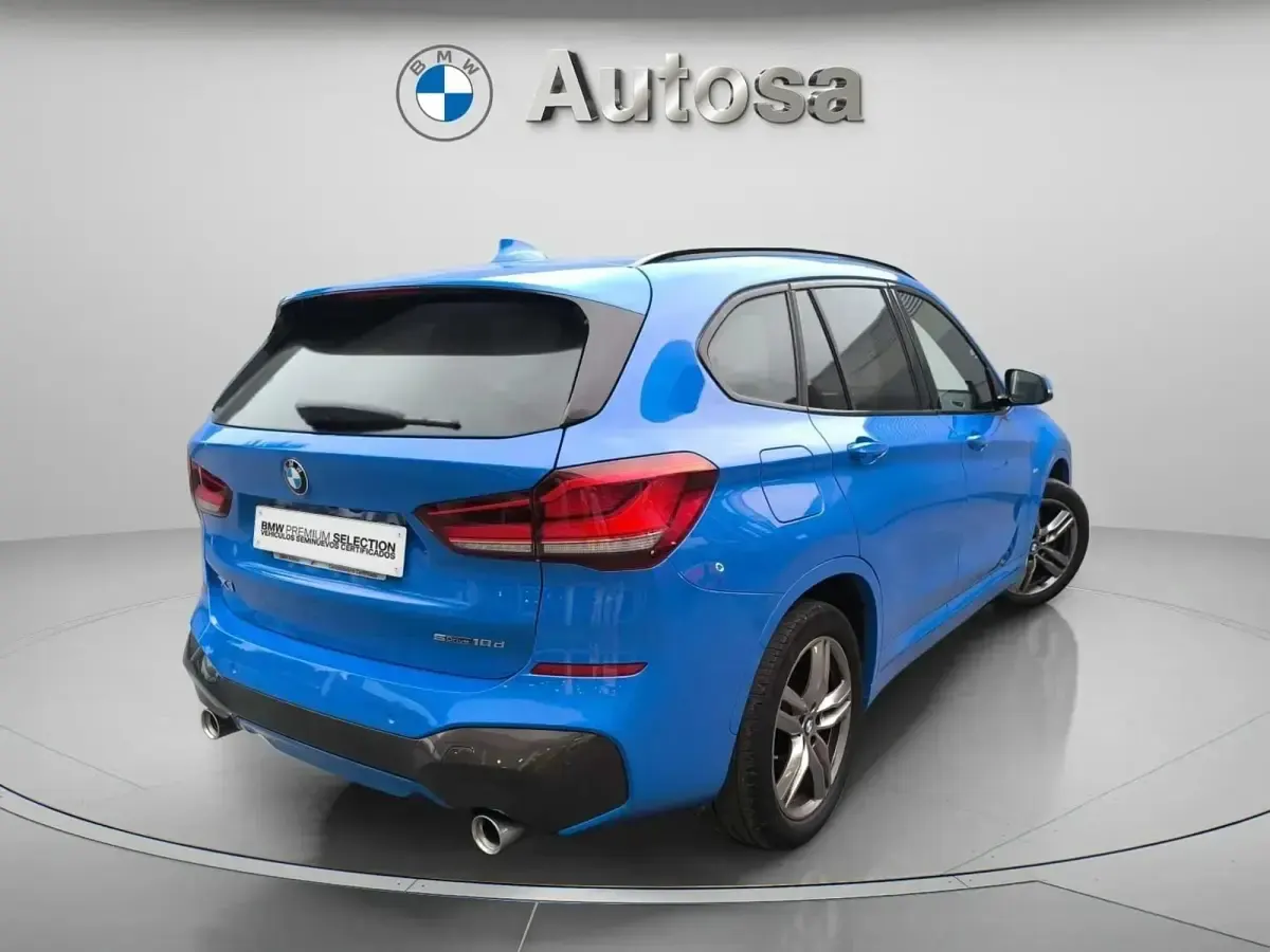Usado BMW X1 Comfort Edition 150 CV (110 kW) 2021 Azul SUV