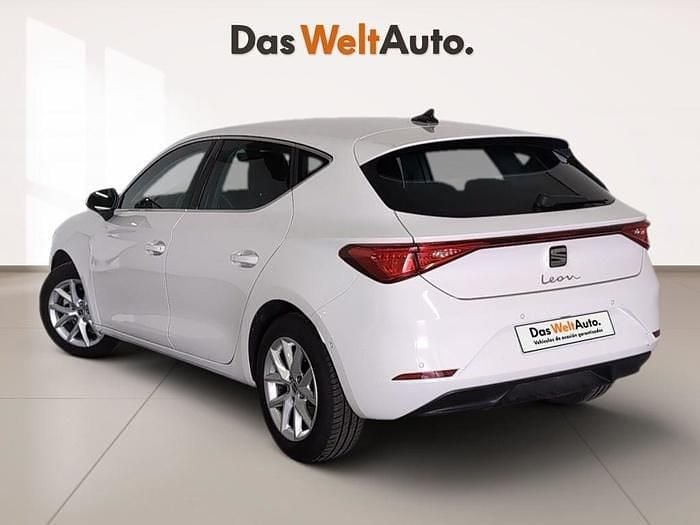 Blanco Usado 2025 Seat Leon Style | 21.890 € (Super precio) - Imagen 1/4