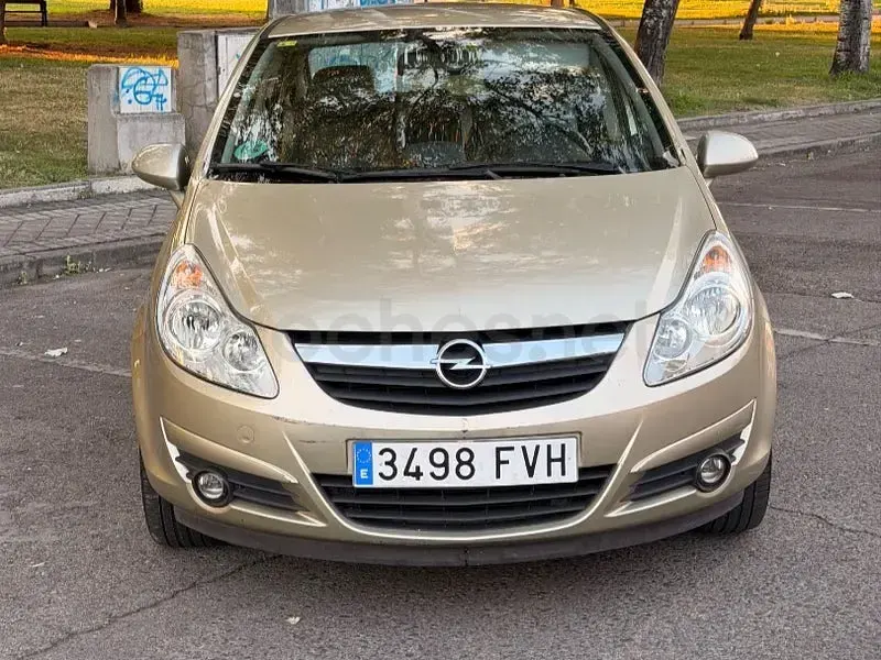 Usado Opel Corsa Cosmo 90 CV (66 kW) 2008 Beige Utilitario
