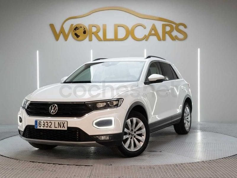Usado VW T-Roc Advance 150 CV (110 kW) 2021 Gris / plata SUV
