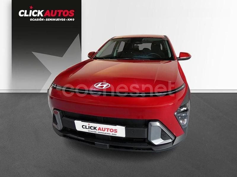 Rojo Usado 2024 Hyundai Kona SUV | 24.400 € (Un poco caro) - Imagen 1/4