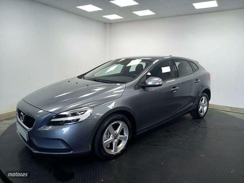 Gris Usado 2018 Volvo V40 Familiar | 15.990 € (Precio justo) - Imagen 1/4