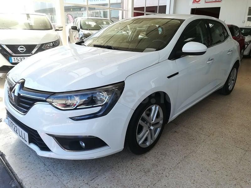 Usado Renault Mégane IV Business 95 CV (69 kW) 2020 Blanco Berlina