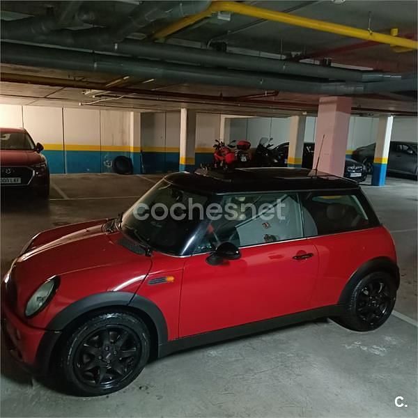 Usado Mini Cooper 115 CV (84 kW) 2005 Rojo Utilitario