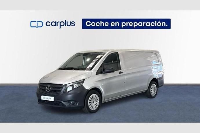 Plata hightech metalizada Usado 2024 Mercedes Vito Monovolumen | 40.990 € - Imagen 1/3