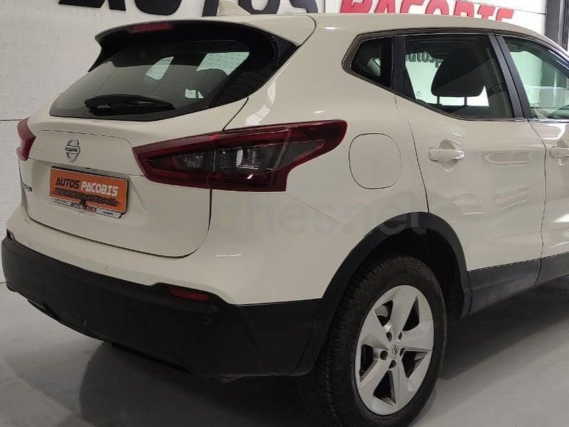 Usado Nissan Qashqai N-Connecta 115 CV (84 kW) 2021 Blanco SUV