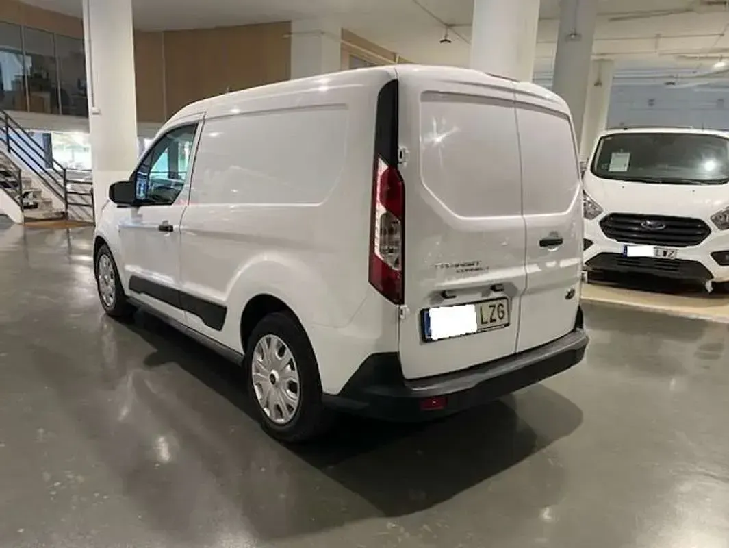 Usado Ford Transit 101 CV (74 kW) 2022 Blanco Van