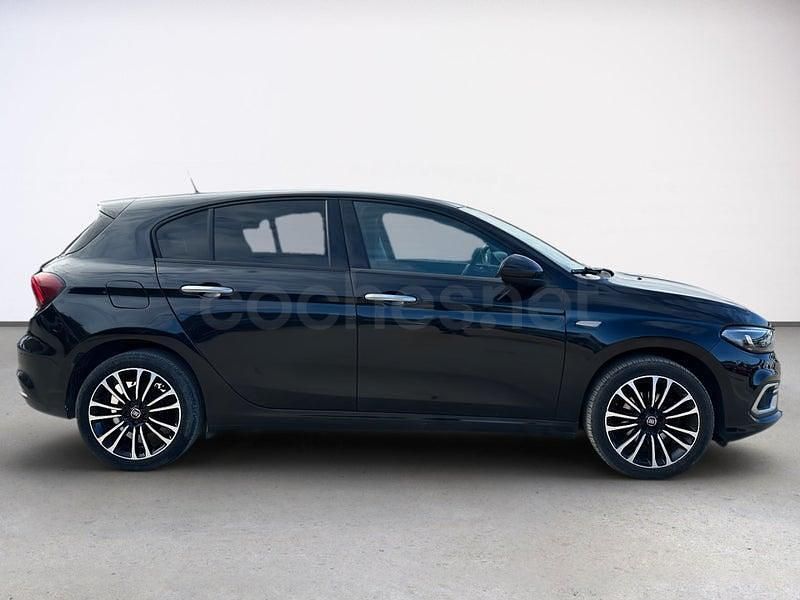 Usado Fiat Tipo Life 101 CV (74 kW) 2021 Negro Berlina