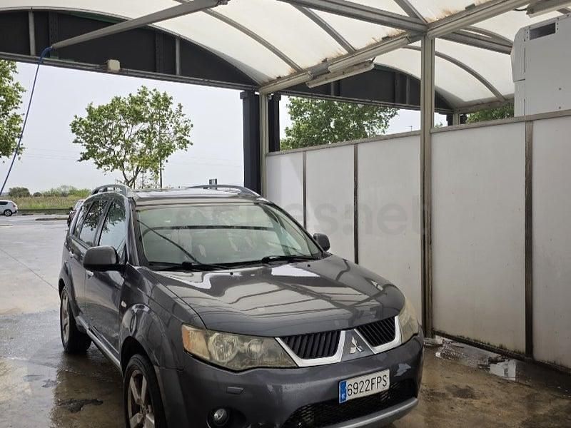 Usado Mitsubishi Outlander Intense 140 CV (102 kW) 2007 Gris / plata SUV