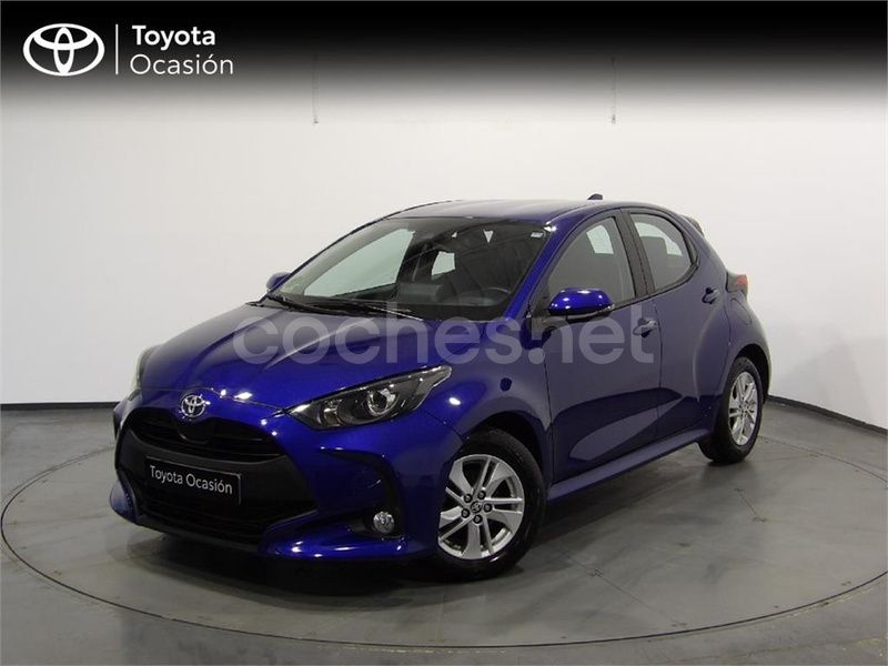 Azul Usado 2024 Toyota Yaris Berlina | 17.950 € (Buen precio) - Imagen 1/4