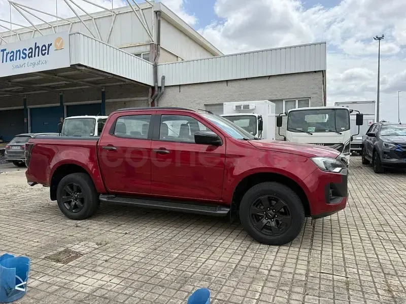 Usado Isuzu D-Max 163 CV (119 kW) 2025 Granate Pickup/Camioneta