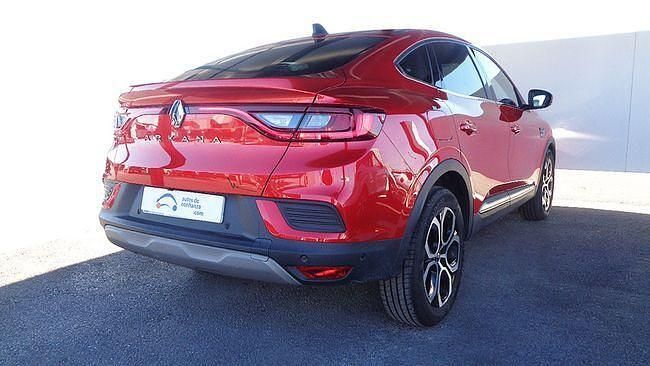 Usado Renault Arkana Zen 145 CV (106 kW) 2022 Rojo SUV