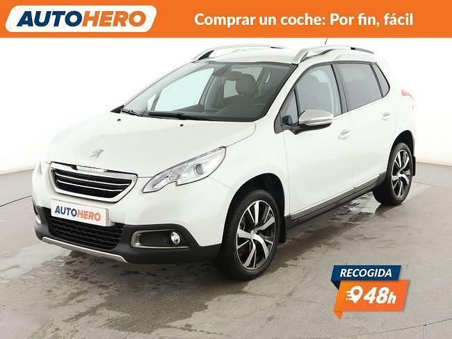 Usado Peugeot 2008 Allure 120 CV (88 kW) 2016 Blanco SUV