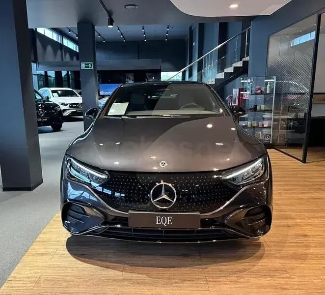 Nuevo Mercedes EQE350 AMG 22 kW (30 CV) 2025 Eléctrico Berlina