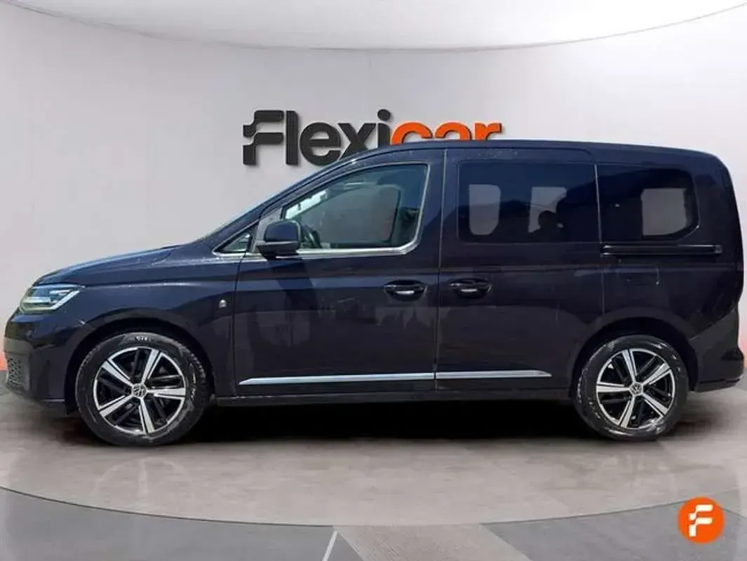 Usado VW Caddy Beach 150 CV (110 kW) 2021 Rojo Monovolumen
