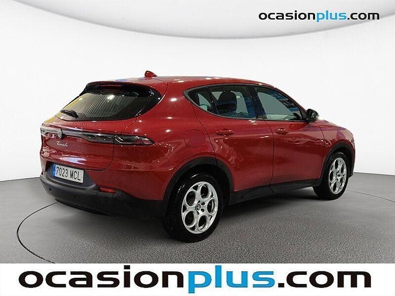 Usado Alfa Romeo Tonale Sprint 130 CV (95 kW) 2022 Rojo SUV