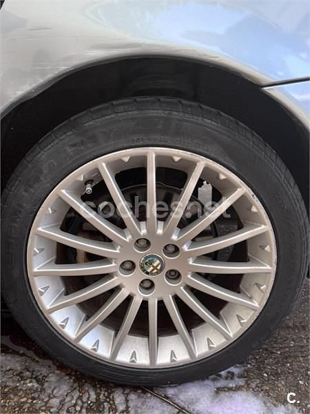 Gris / plata Usado 2004 Alfa Romeo 156 Distinctive Berlina | 2100 € - Imagen 1/4