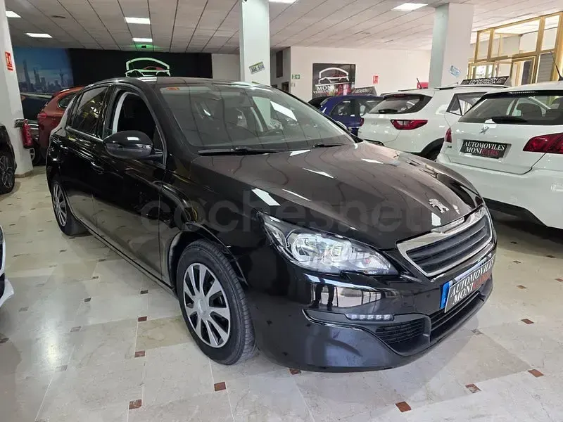 Usado Peugeot 308 Access 100 CV (73 kW) 2017 Negro Berlina