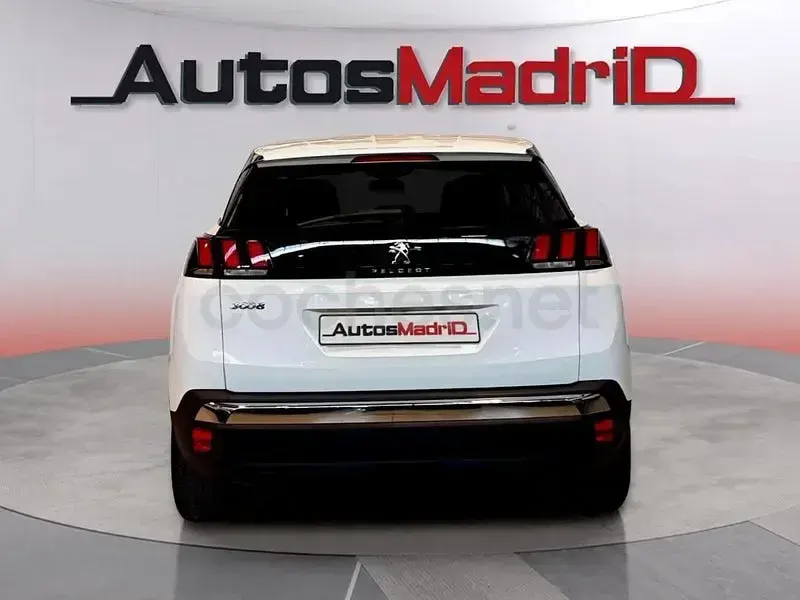 Usado Peugeot 3008 Allure 130 CV (95 kW) 2019 Blanco SUV