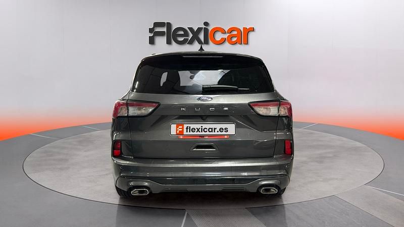 Usado Ford Kuga ST-Line 120 HP (88 kW) 2023 Cinzento SUV