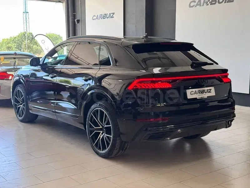 Usado Audi Q8 S-Line 286 CV (210 kW) 2022 Negro SUV