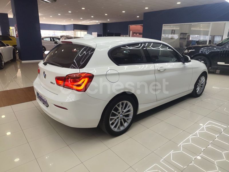 Usado BMW 116 116 CV (85 kW) 2015 Blanco Utilitario