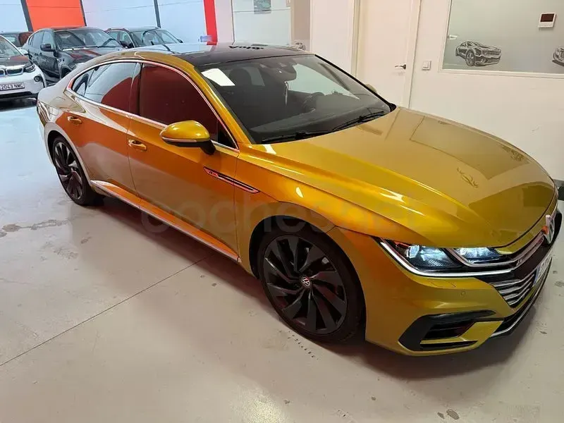Usado VW Arteon R-line 272 CV (200 kW) 2019 Amarillo Utilitario