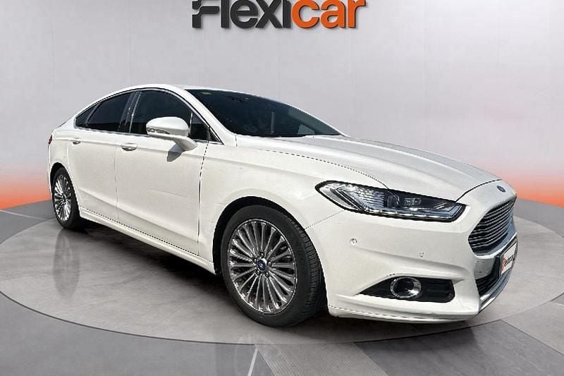 Blanco Usado 2016 Ford Mondeo Titanium Berlina | 11.490 € (Super precio) - Imagen 1/4