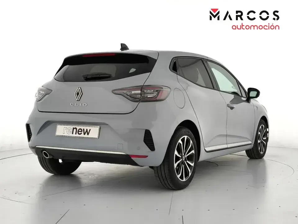 Usado Renault Clio Techno 100 CV (73 kW) 2025 Utilitario