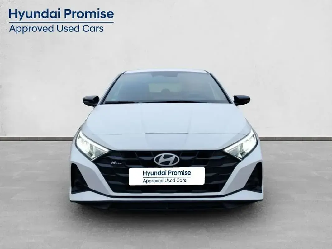 Usado Hyundai i20 N Line 80 CV (58 kW) 2024 Blanco Utilitario