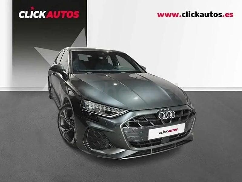 Usado Audi A3 S-Line 150 CV (110 kW) 2025 Gris / plata Berlina