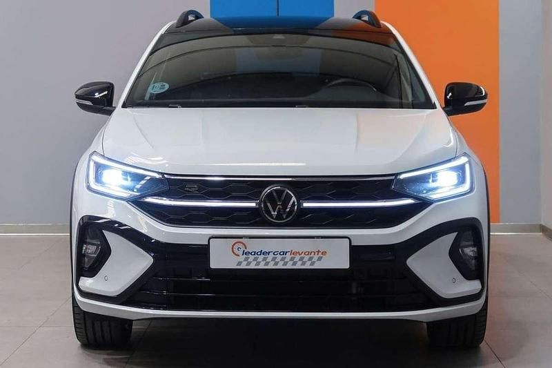 Usado VW Taigo R-line 111 CV (81 kW) 2023 Blanco SUV