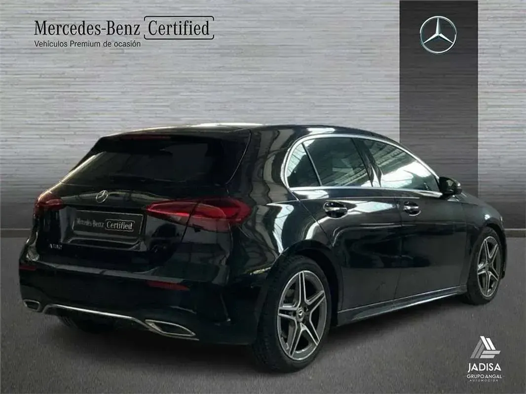 Usado Mercedes A180 136 CV (100 kW) 2025 Berlina