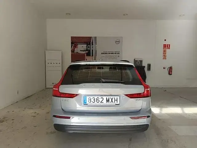 Usado Volvo V60 Core 197 CV (144 kW) 2024 Familiar Familiar