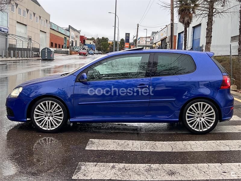 Usado VW Golf IV R 250 CV (183 kW) 2006 Azul Berlina