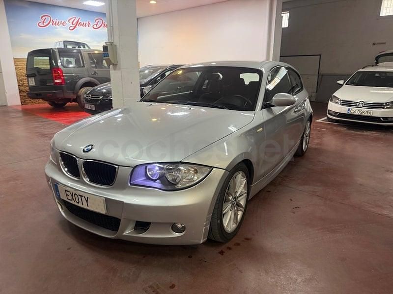 Usado BMW 118 143 CV (105 kW) 2009 Gris / plata Utilitario