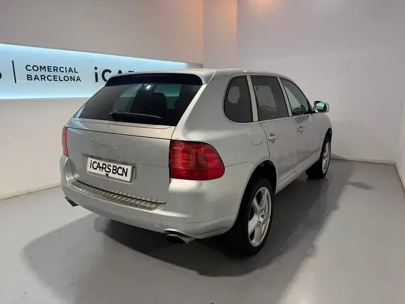 Usado Porsche Cayenne S 385 CV (283 kW) 2007 Gris / plata SUV