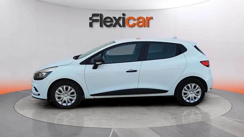 Usado Renault Clio IV Business 76 CV (55 kW) 2018 Blanco Berlina